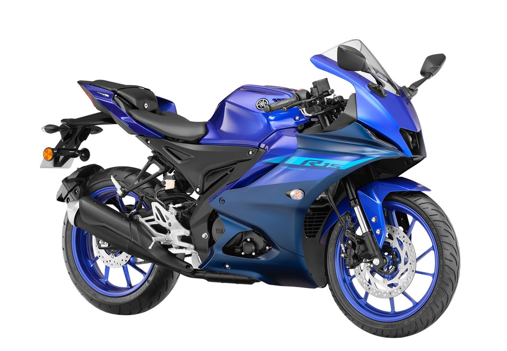 Yamaha R15 V4