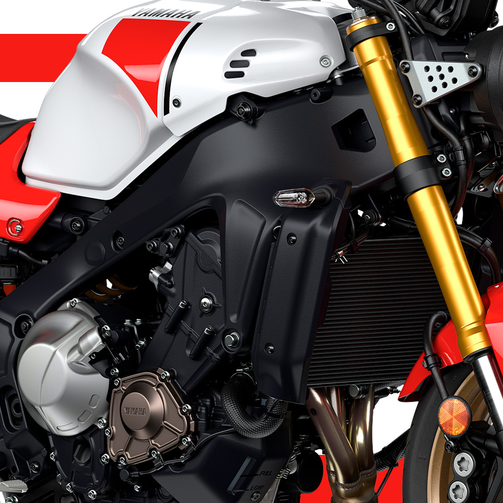 Yamaha XSR900